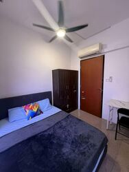 Cashew Heights Condominium (D23), Condominium #565645541